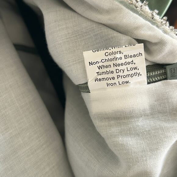 Girls Holiday Dress Green Puff Sleeve with Bow Sz. 4 Birthday Pageant Formal - Picture 12 of 13